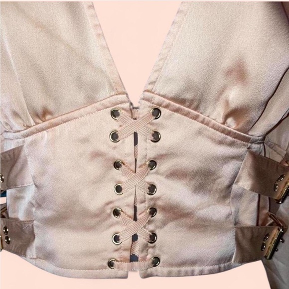 Forever21 Deep V-neck Crop Top Small - Picture 3 of 16